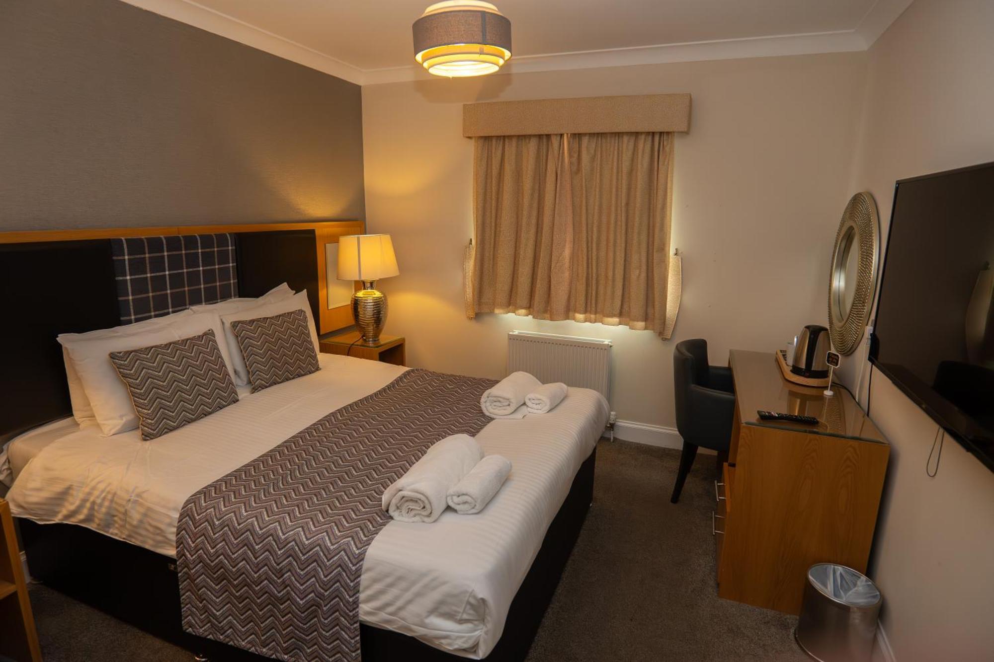 The Crags Hotel Callander Exterior foto